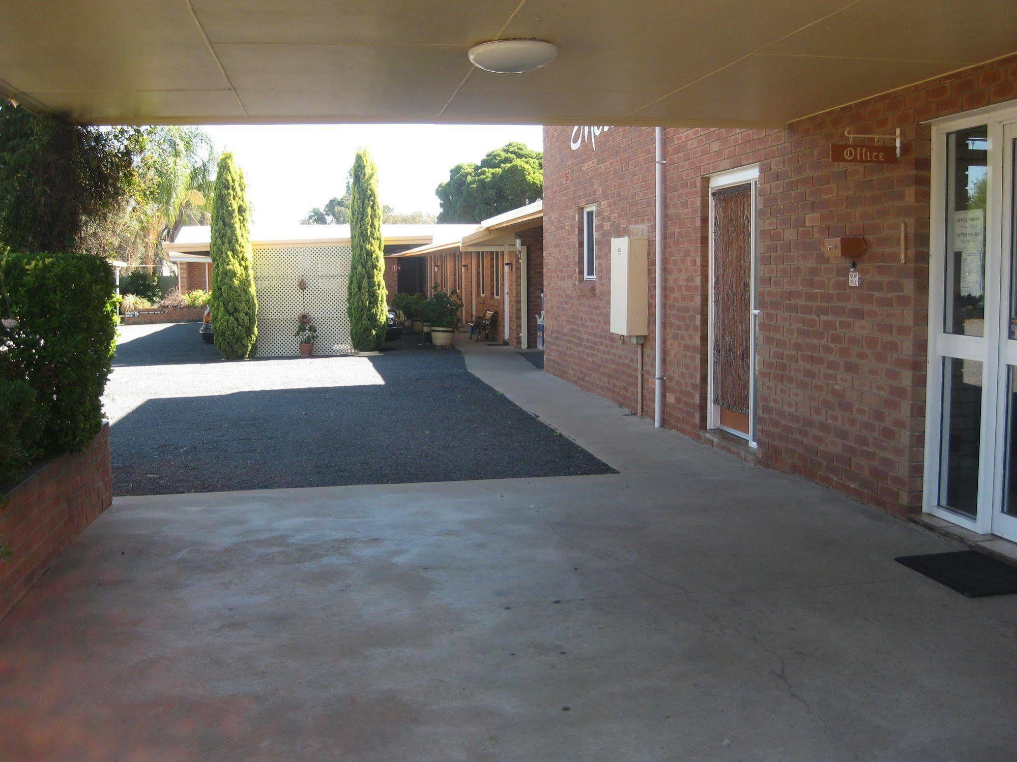Alfa Motel Gilgandra Extérieur photo